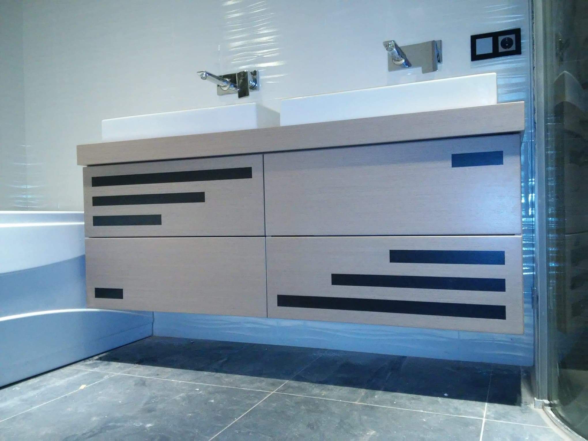 Mosdó alatti szekrény